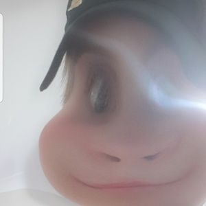 Meet your Posher, Elliot